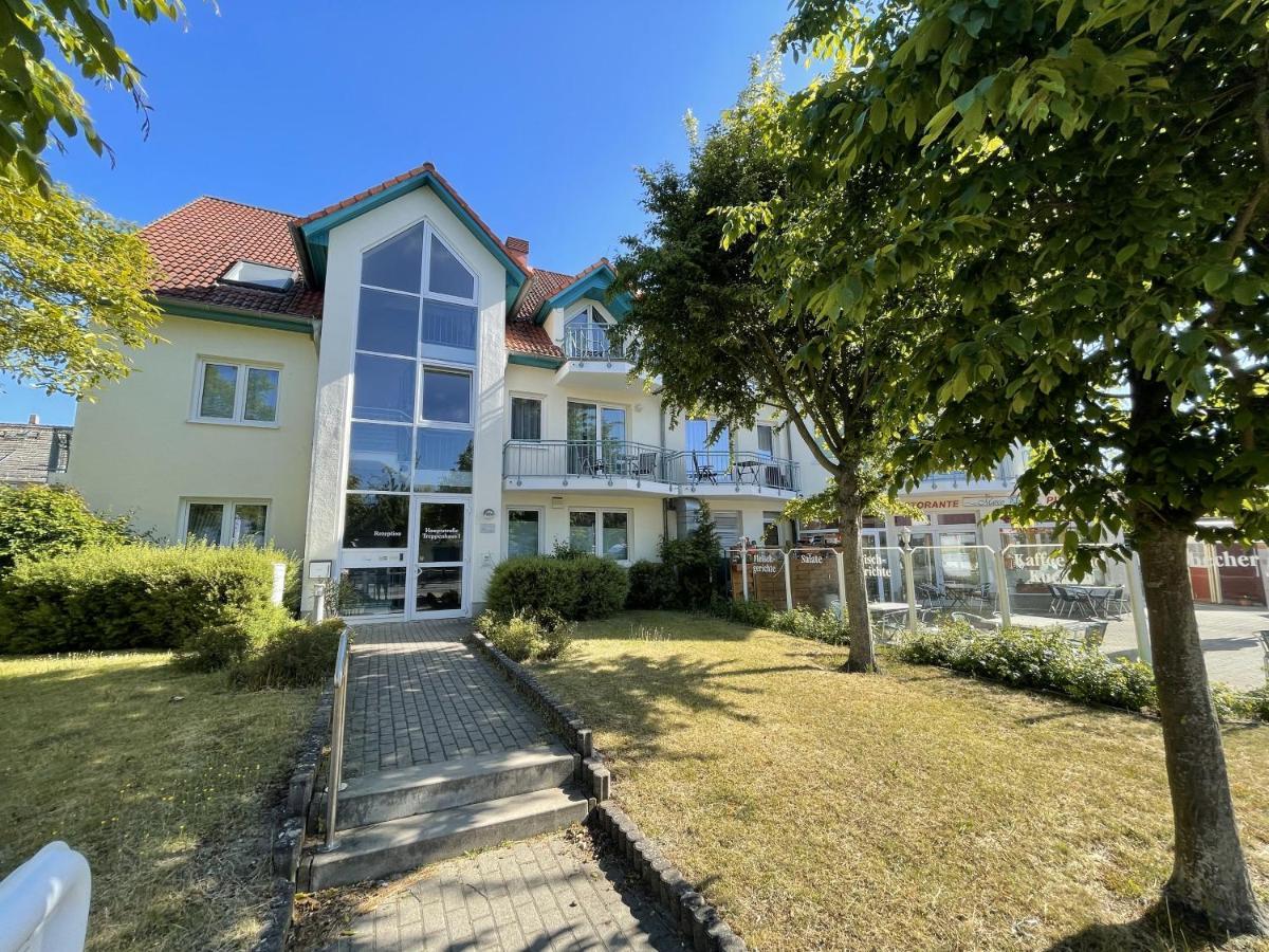 Apartment Sunshine Zempin Luaran gambar