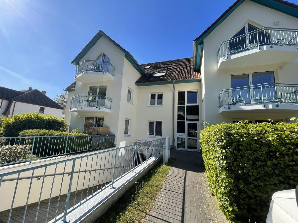 Apartment Sunshine Zempin Luaran gambar